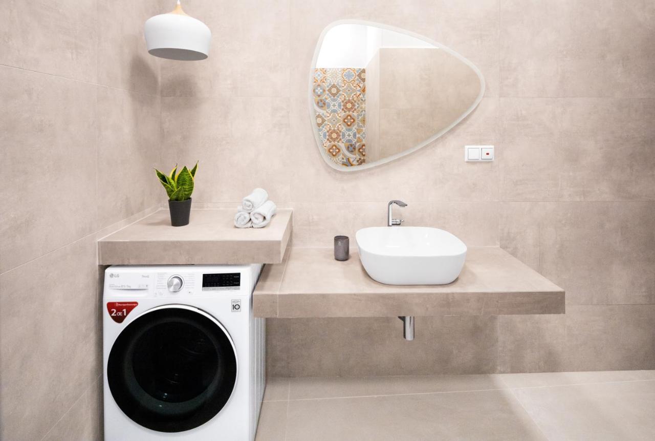 Andos Cozy & Luxury Upgraded Apartments Athens Ngoại thất bức ảnh